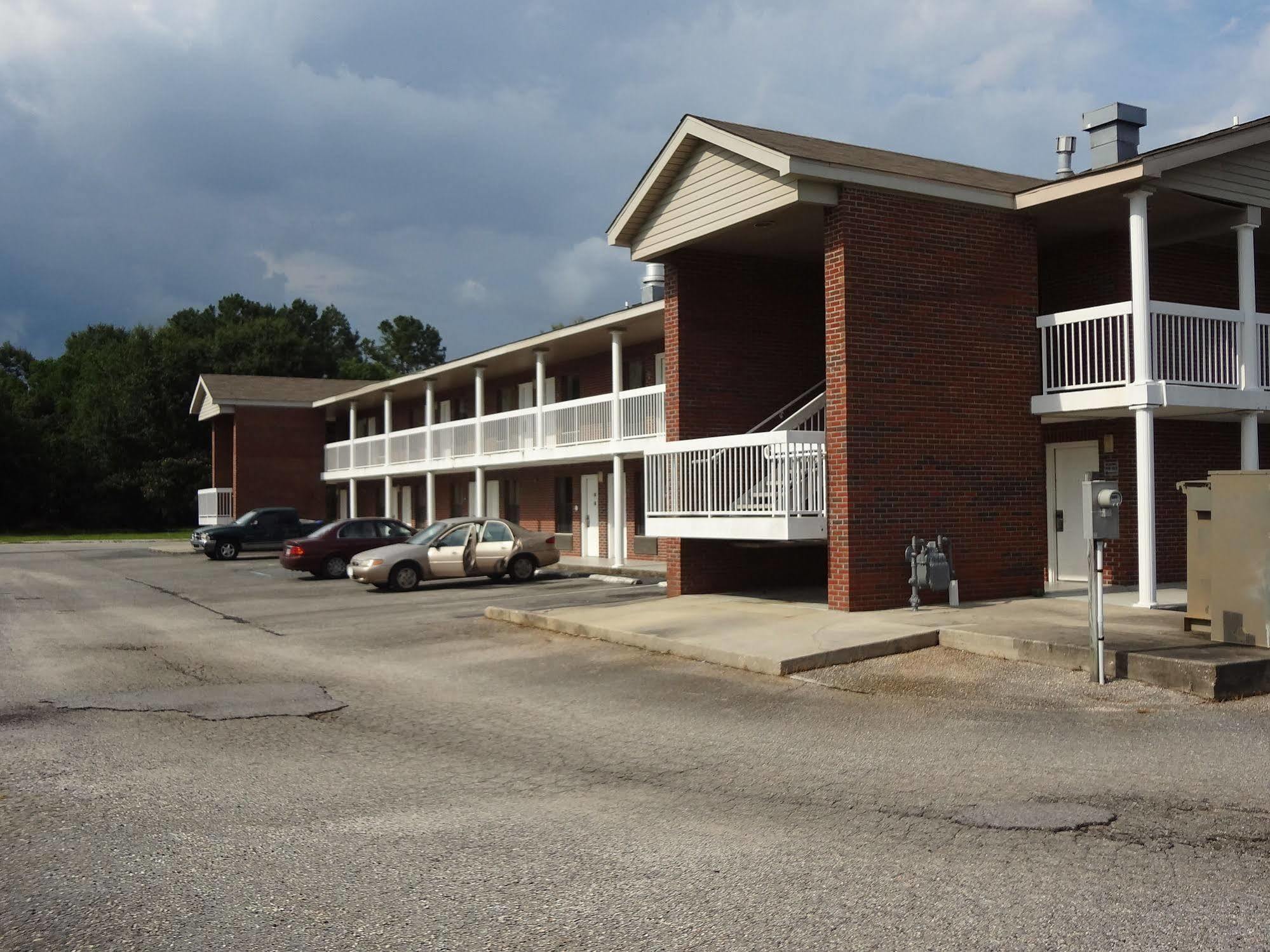 Best Inn Formerly Known As M Star Hotel Chickasaw 外观 照片