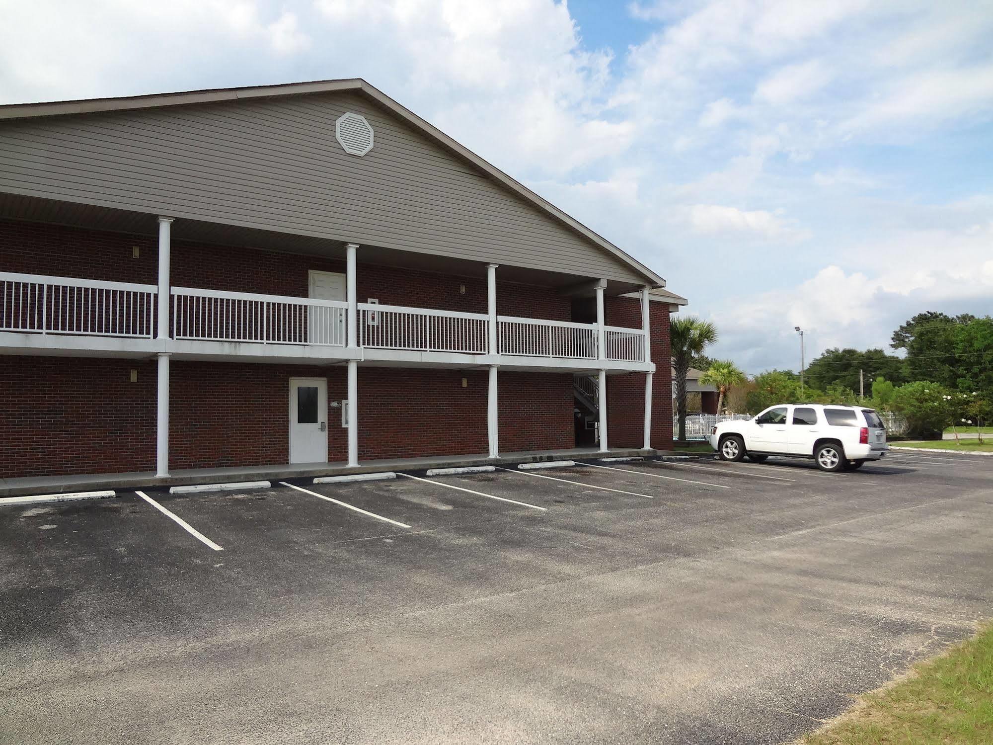 Best Inn Formerly Known As M Star Hotel Chickasaw 外观 照片