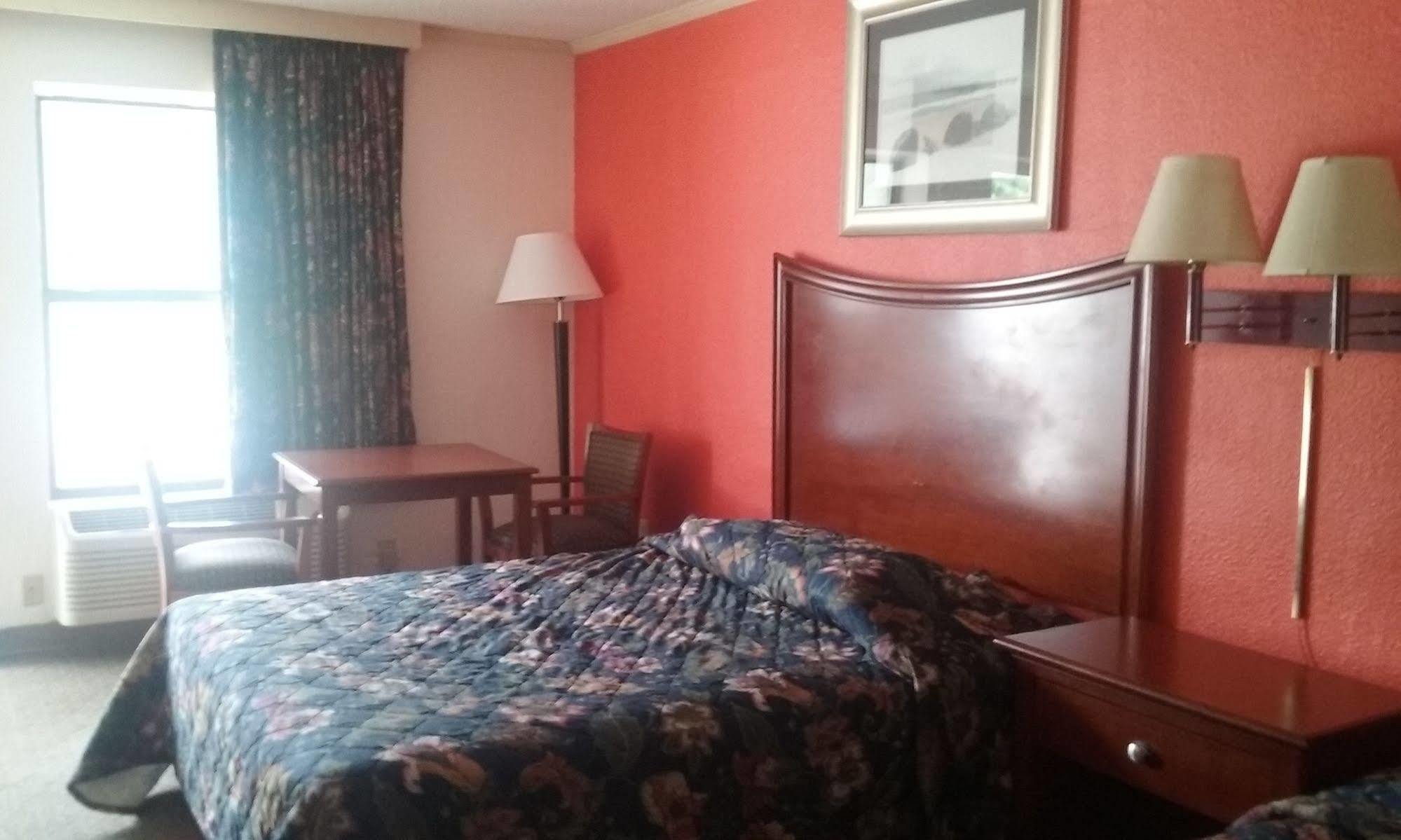 Best Inn Formerly Known As M Star Hotel Chickasaw 外观 照片